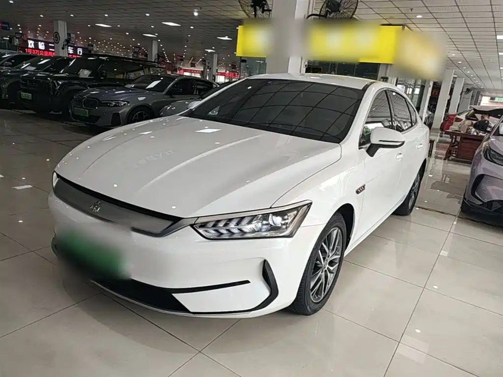 BYD Qin PLUS 2023 — фото 1