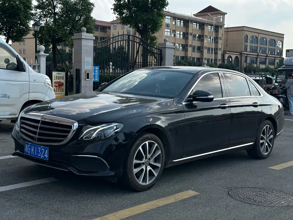 Mercedes-Benz E-Class 2018 — фото 1