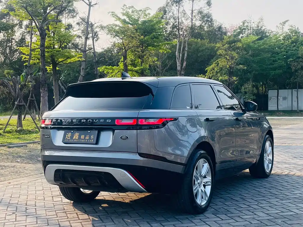 Land Rover Velar 2021
