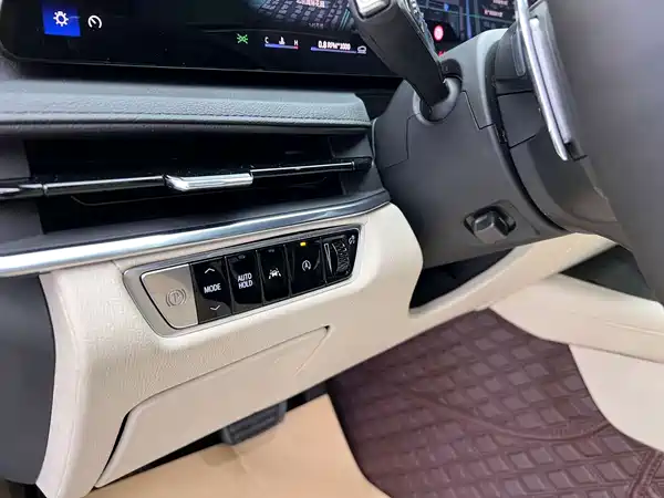 Cadillac CT6 2024