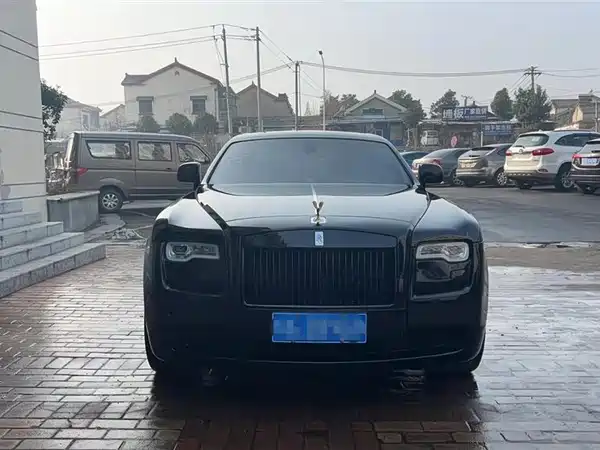 Rolls-Royce Ghost 2010