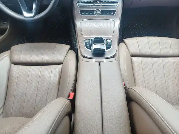 Mercedes-Benz E-Class 2018