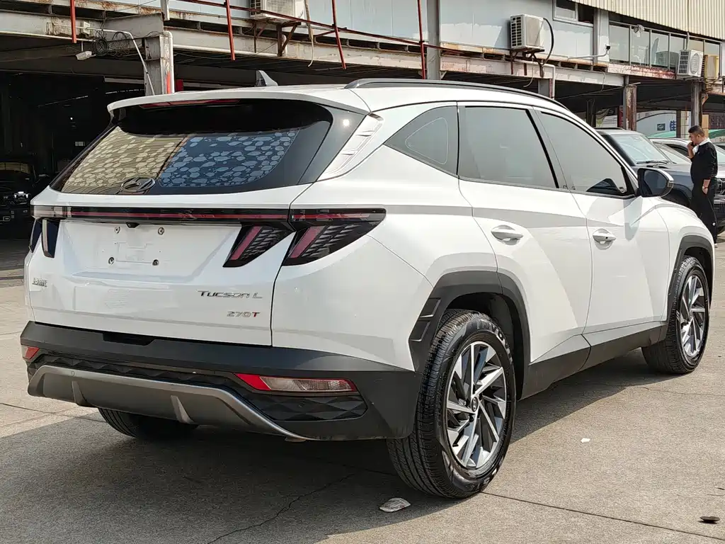 Hyundai Tucson 2021 — фото 19