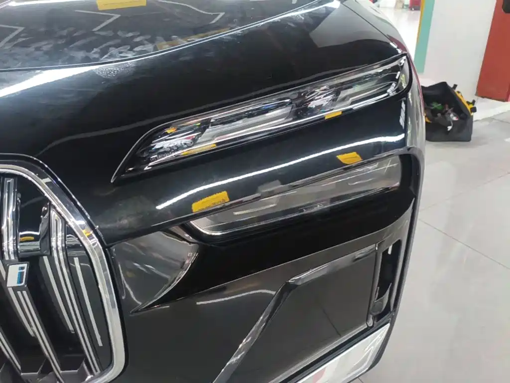 BMW i7 2023 — фото 24