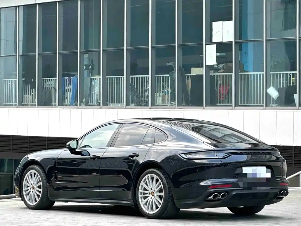 Porsche Panamera 2023 — фото 12
