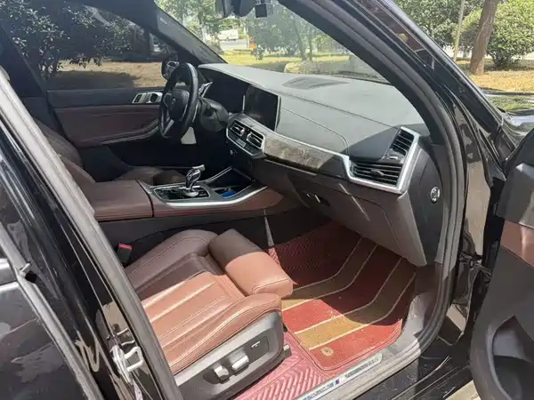BMW X5 2021