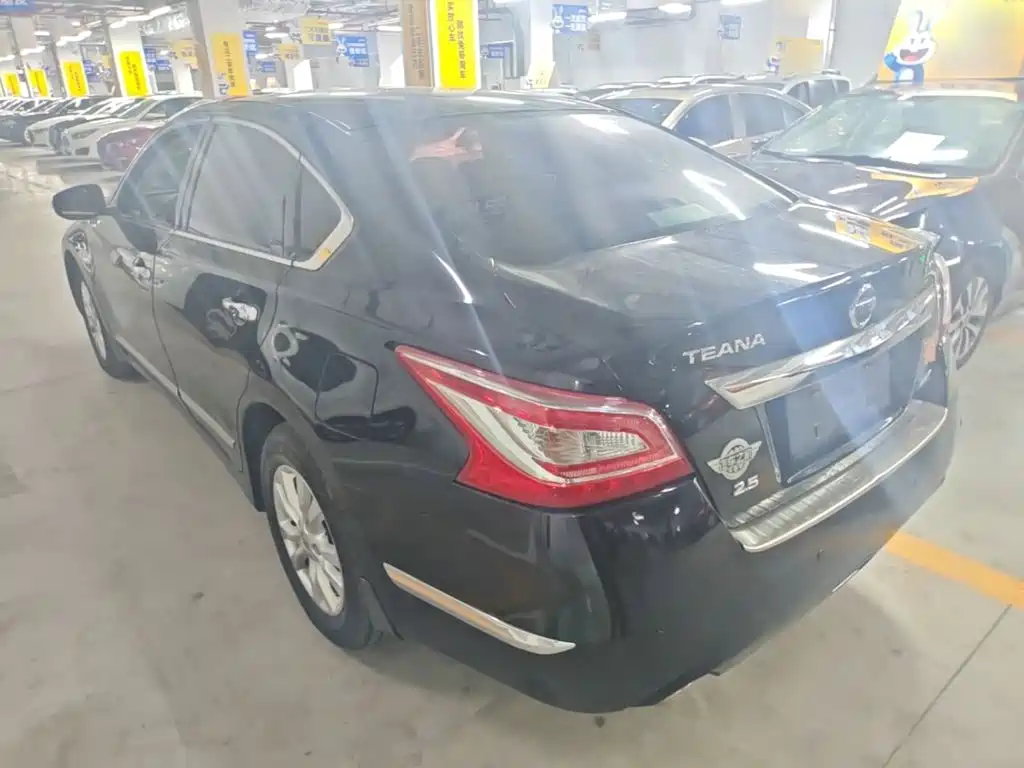 Nissan Teana 2015