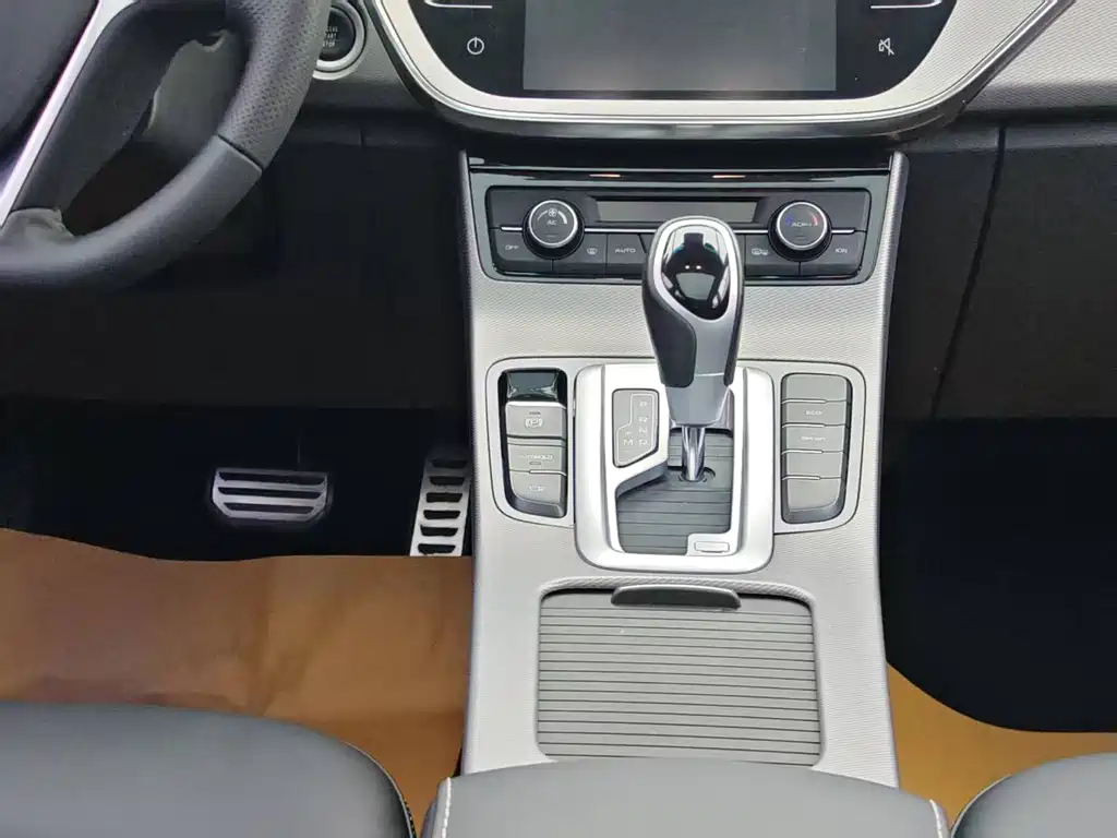 Geely Emgrand GS 2018 — фото 26