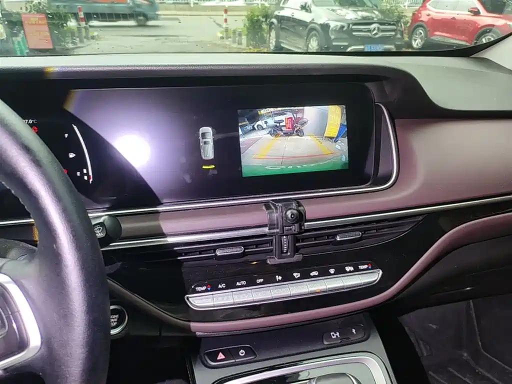 GAC Motor Trumpchi M6 2021 — фото 10