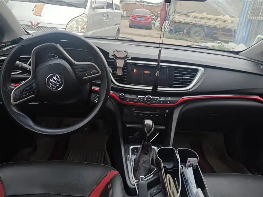 Buick Excelle 2015 — фото 13