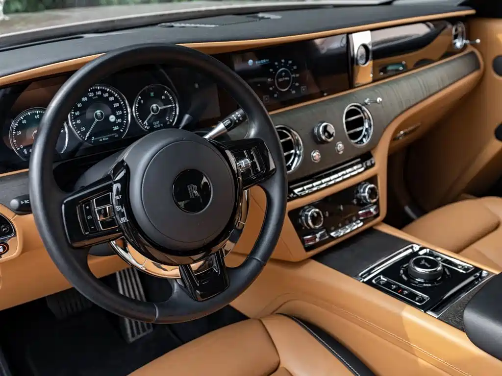 Rolls-Royce Ghost 2023 — фото 10