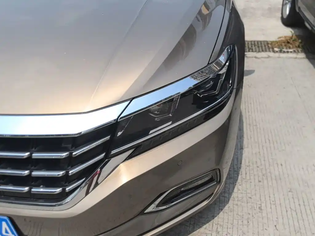 Volkswagen Passat 2019 — фото 24