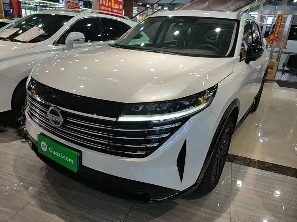 Nissan Teramont 2024