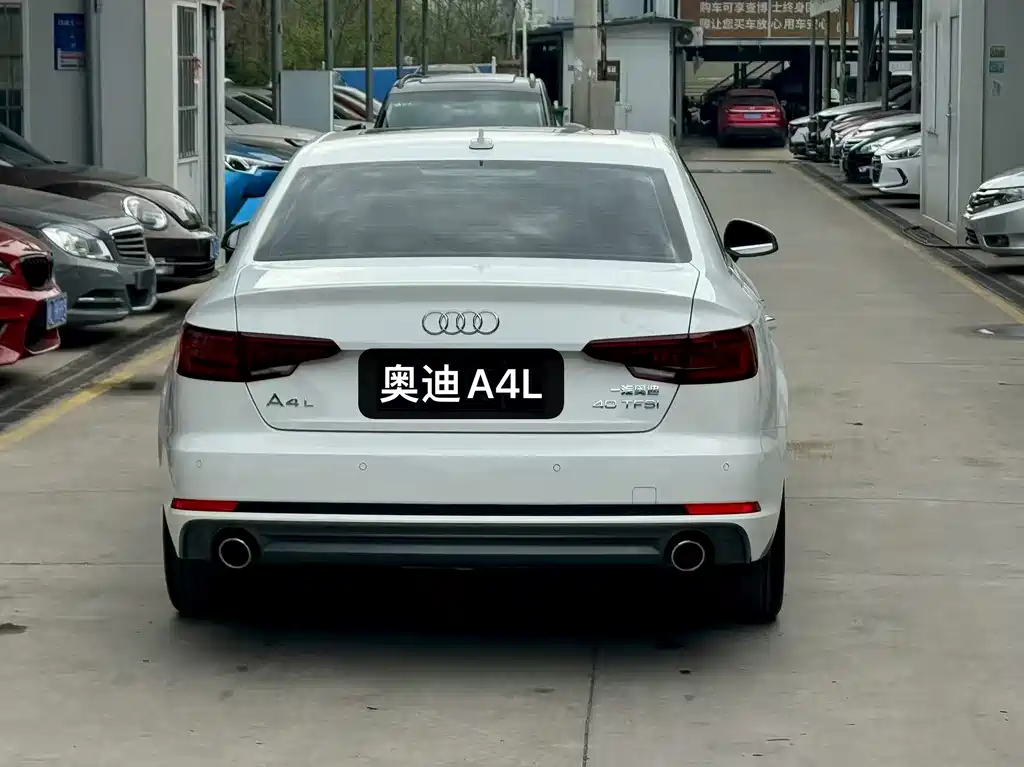 Audi A4L 2018 — фото 8