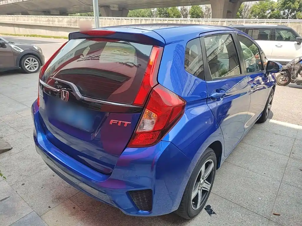 Honda Fit 2015 — фото 7