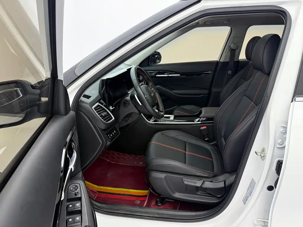 Kia KX3 2022 — фото 23