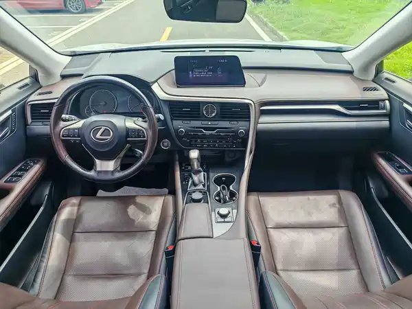 Lexus RX 2018