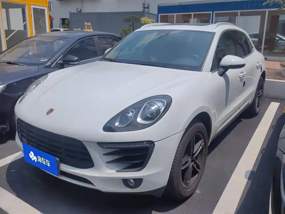 Porsche Macan 2018 — фото 1