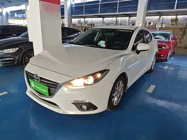 Mazda 3 Axela 2016