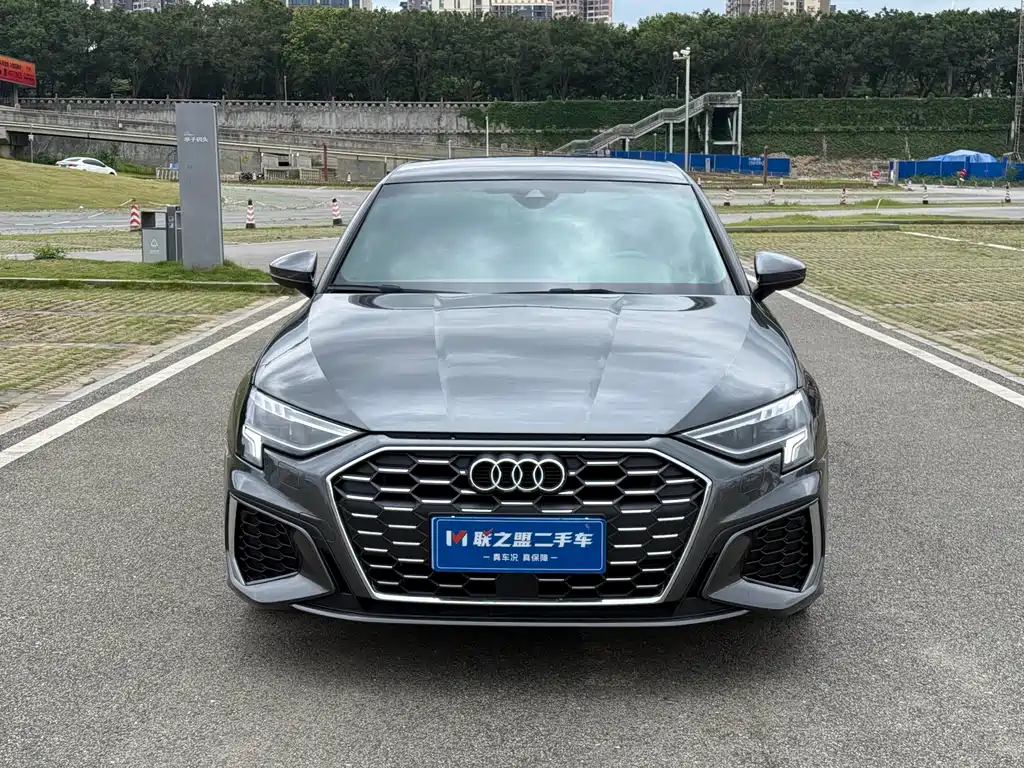 Audi A3 2022 — фото 2