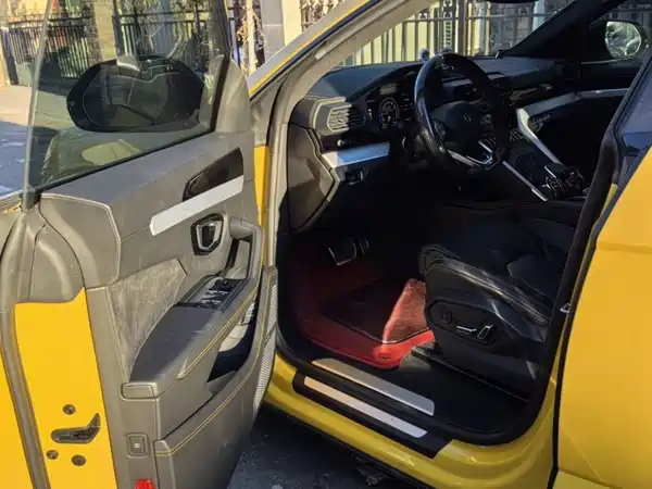 Lamborghini Urus 2020