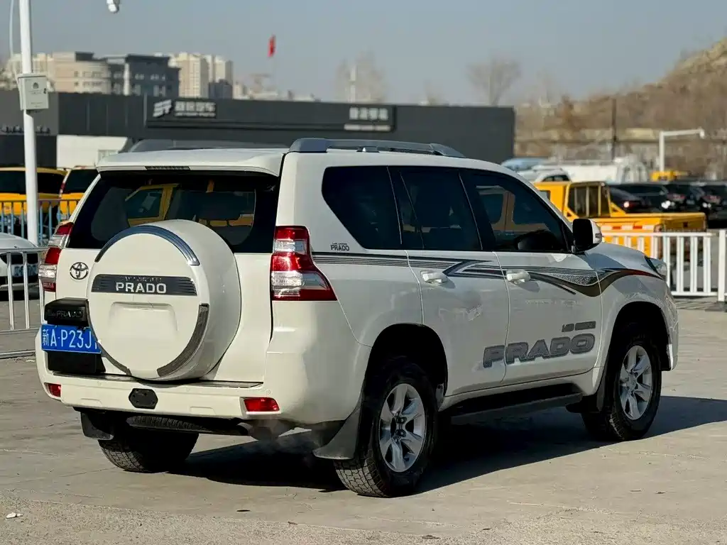 Toyota Prado 2018 — фото 4