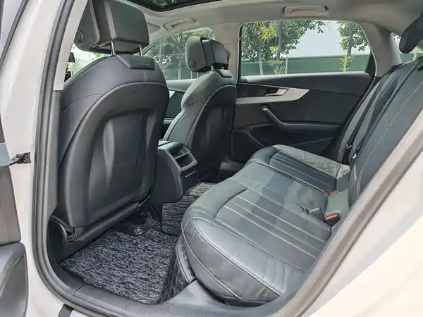 Audi A4L 2022