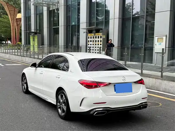 Mercedes-Benz C-Class 2021