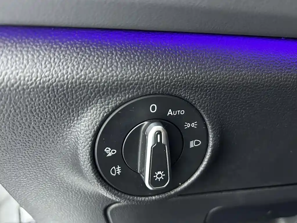 Volkswagen Sagitar 2023