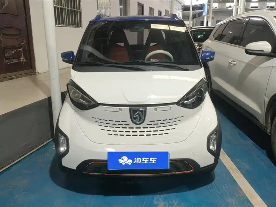 Baojun E100 2019