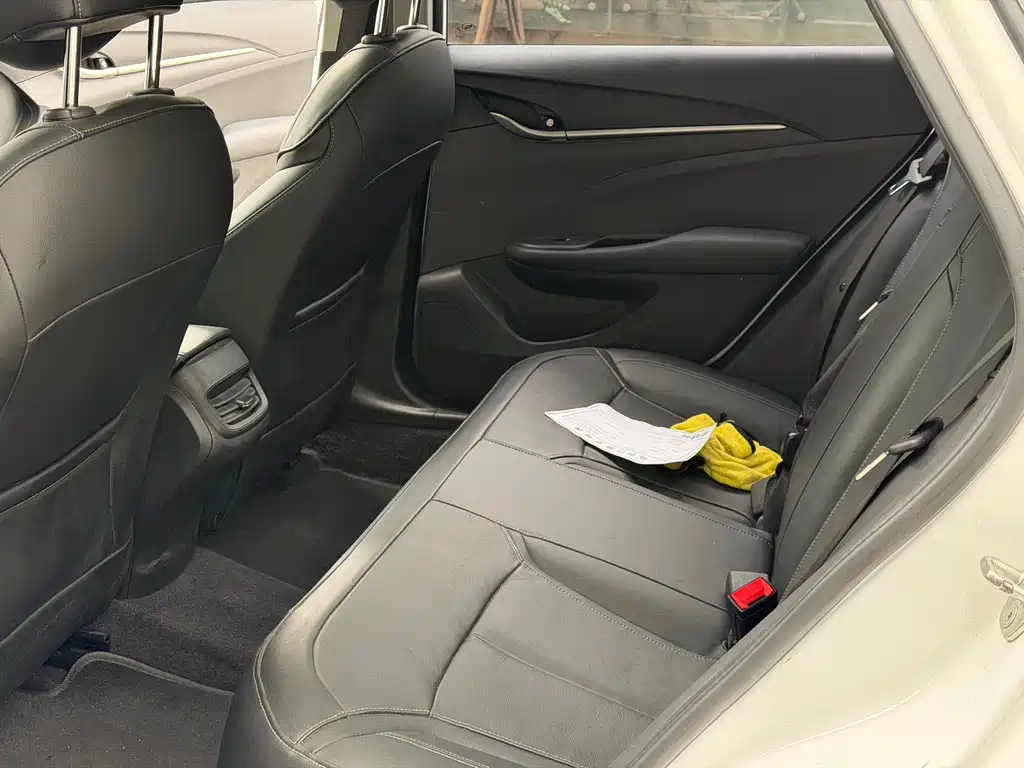 Buick Excelle 2019 — фото 12
