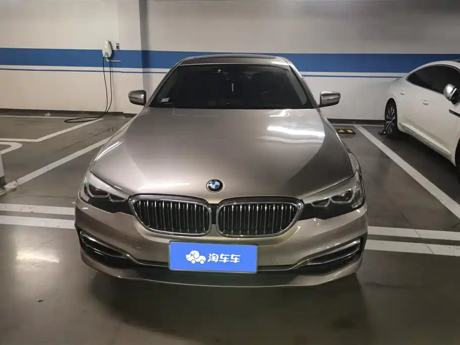 BMW 5 Series 2019 — фото 2