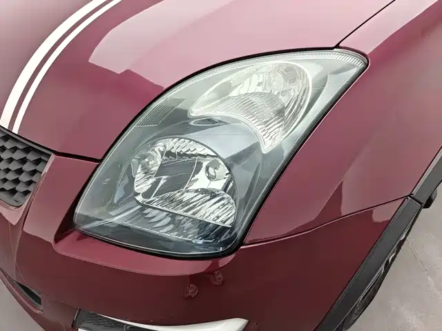 Suzuki Swift 2018 — фото 13