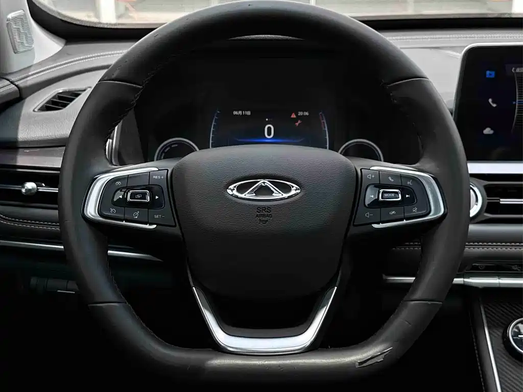 Chery Tiggo 8 2021 — фото 12