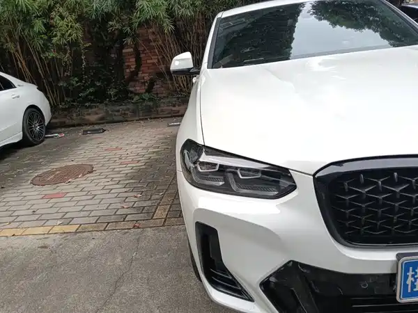 BMW X4 2022