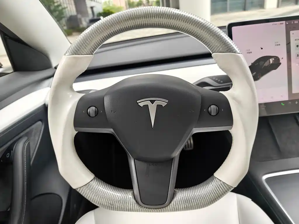 Tesla Model 3 2021 — фото 24