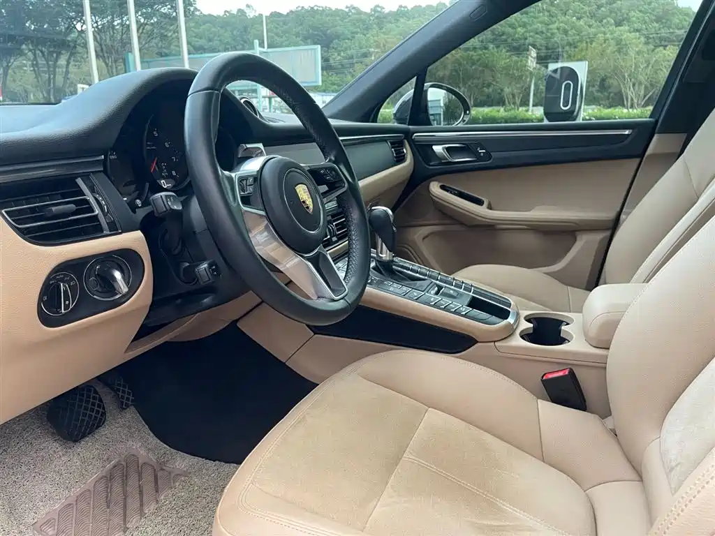 Porsche Macan 2021 — фото 18