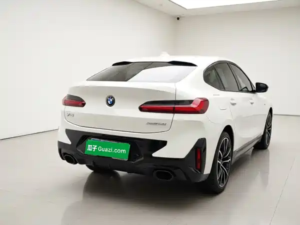 BMW X4 2022