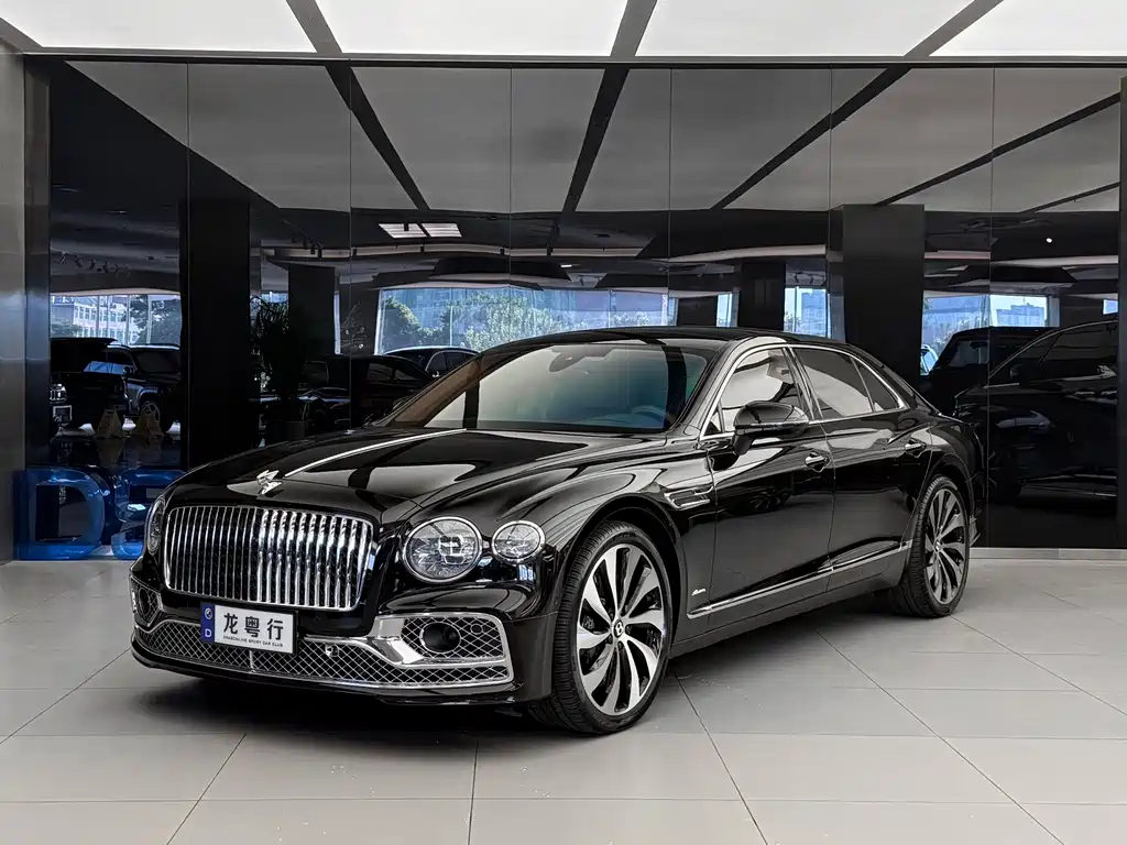 Bentley Flying Spur 2024 — фото 1