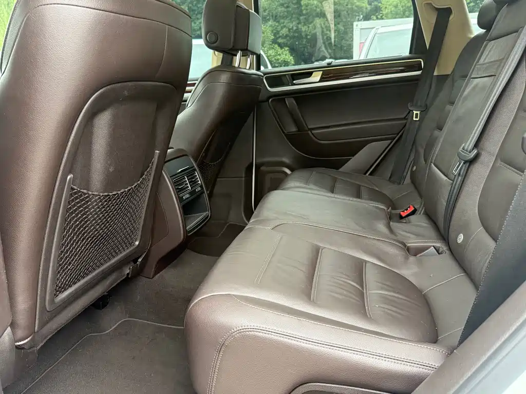 Volkswagen Touareg 2015