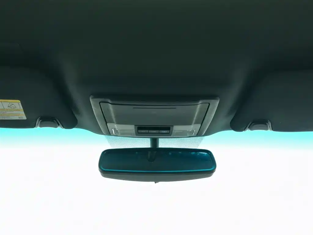 Ford Explorer 2015 — фото 24