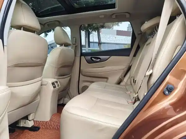Nissan X-Trail 2014