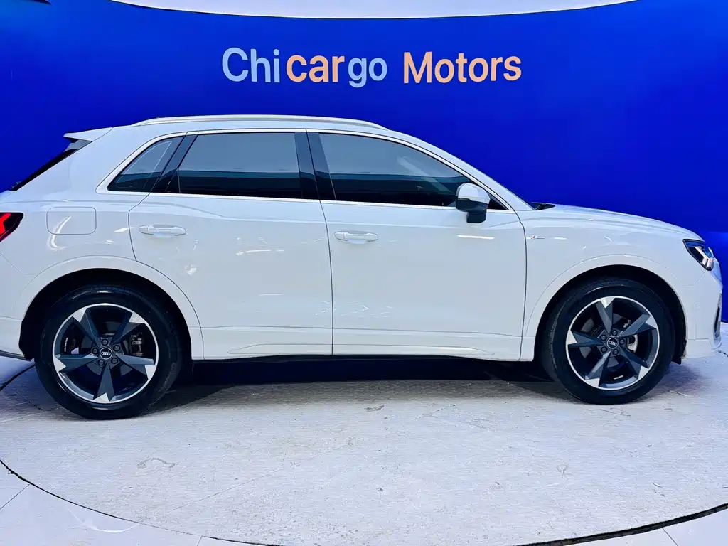 Audi Q3 2022