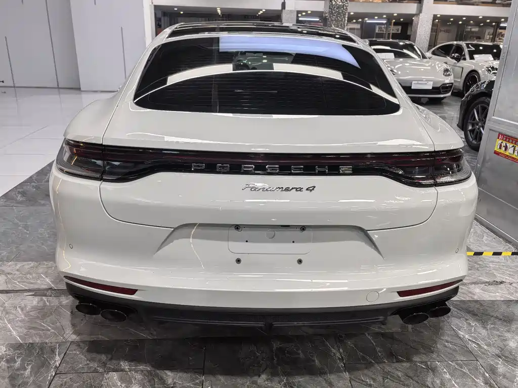 Porsche Panamera 2021 — фото 19