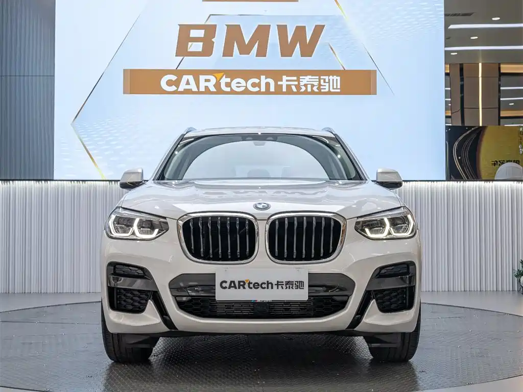 BMW X3 2021 — фото 2