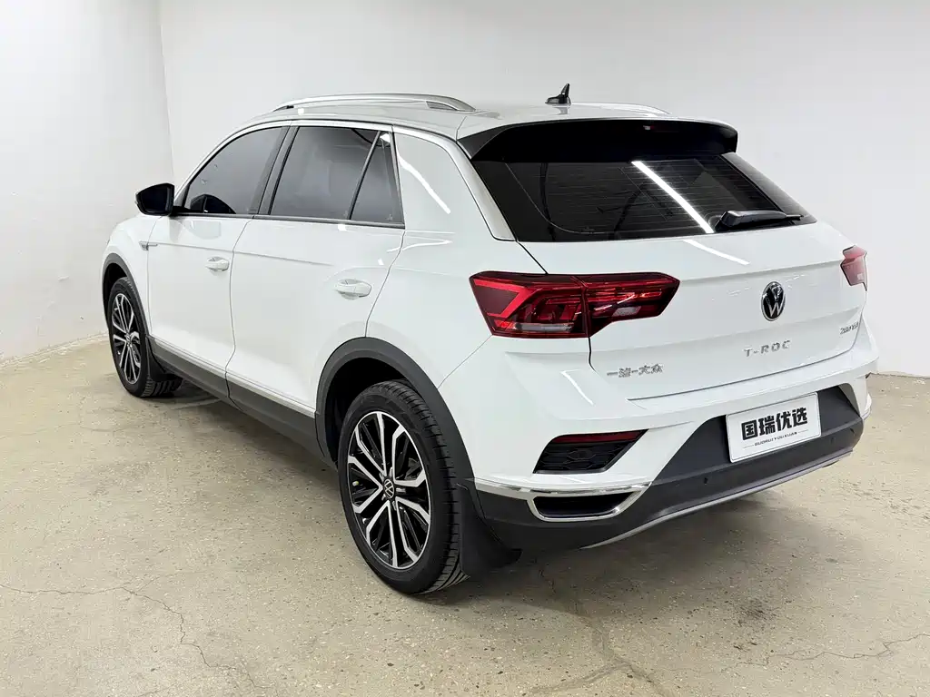 Volkswagen T-Roc 2022 — фото 6