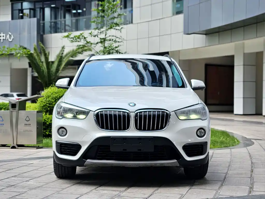 BMW X1 2017 — фото 2