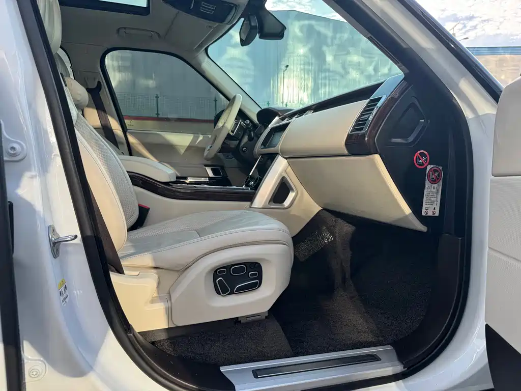 Land Rover Range Rover 2015 — фото 13