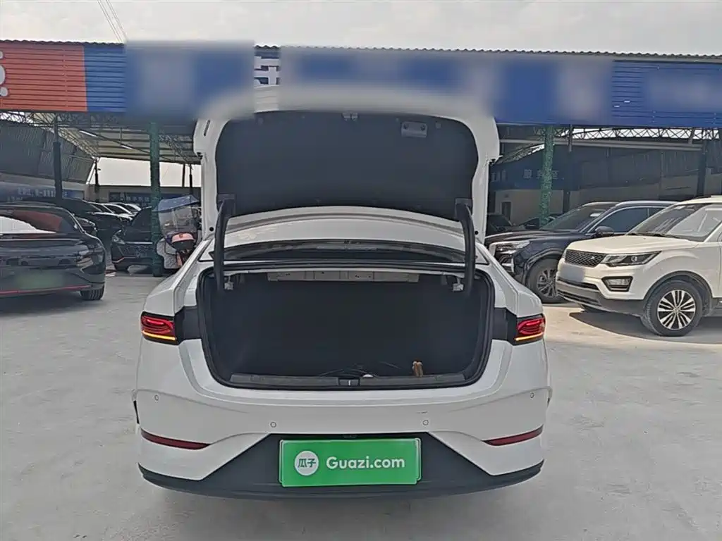 BYD Qin PLUS 2025 — фото 18