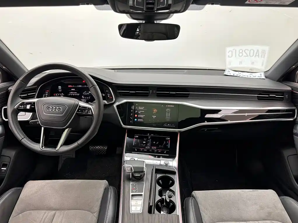 Audi A6L 2023 — фото 10